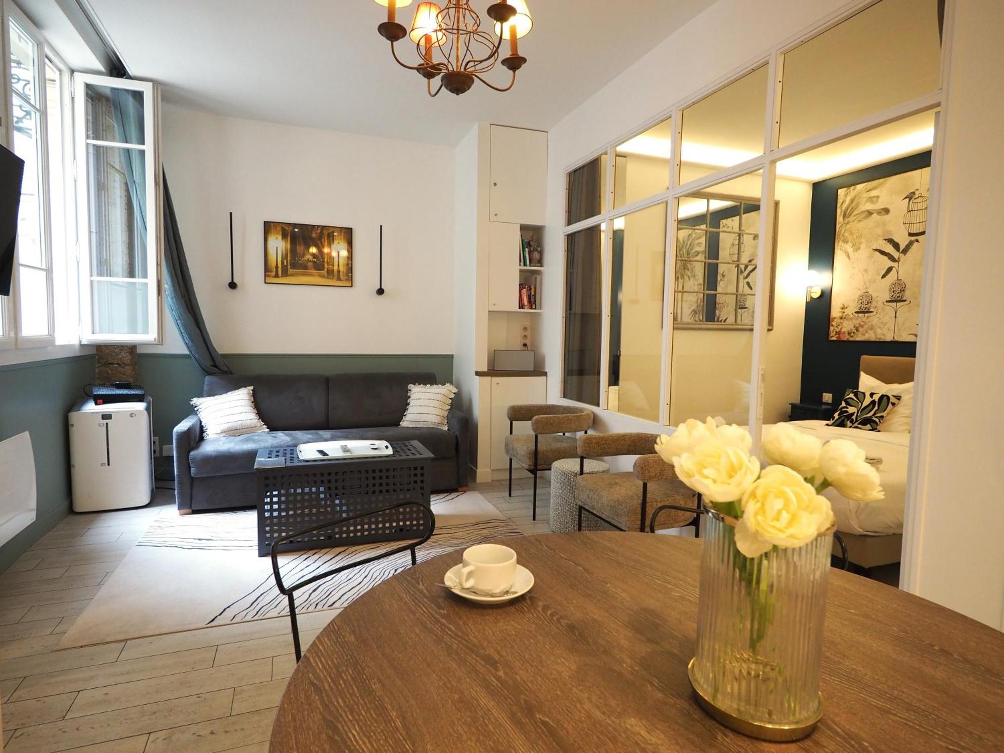 Saint Germain Elegant Chicsuites Paris Exterior foto
